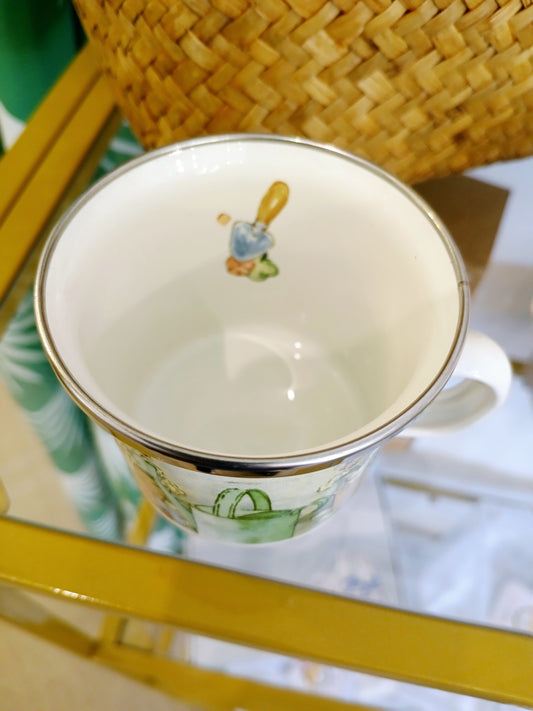 Peter Rabbit & the Watering Can, set of 4 mugs child
